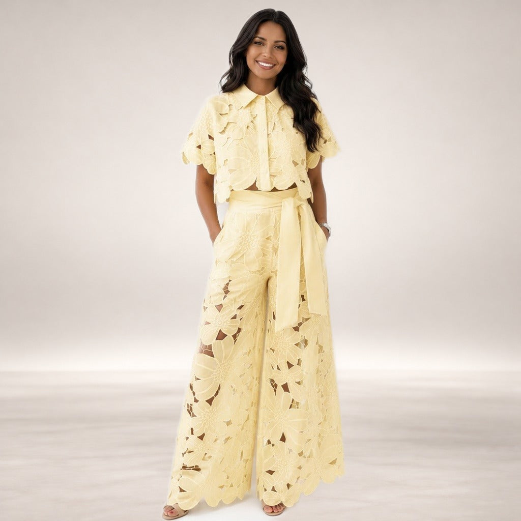 Arielle Comfortable Set in Yellow
