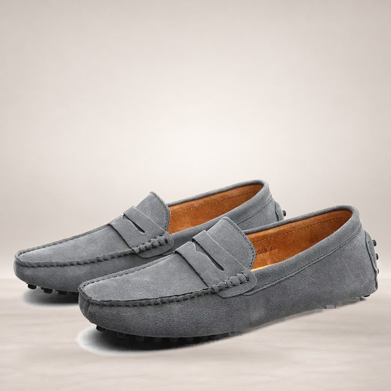 Carlo in Gray