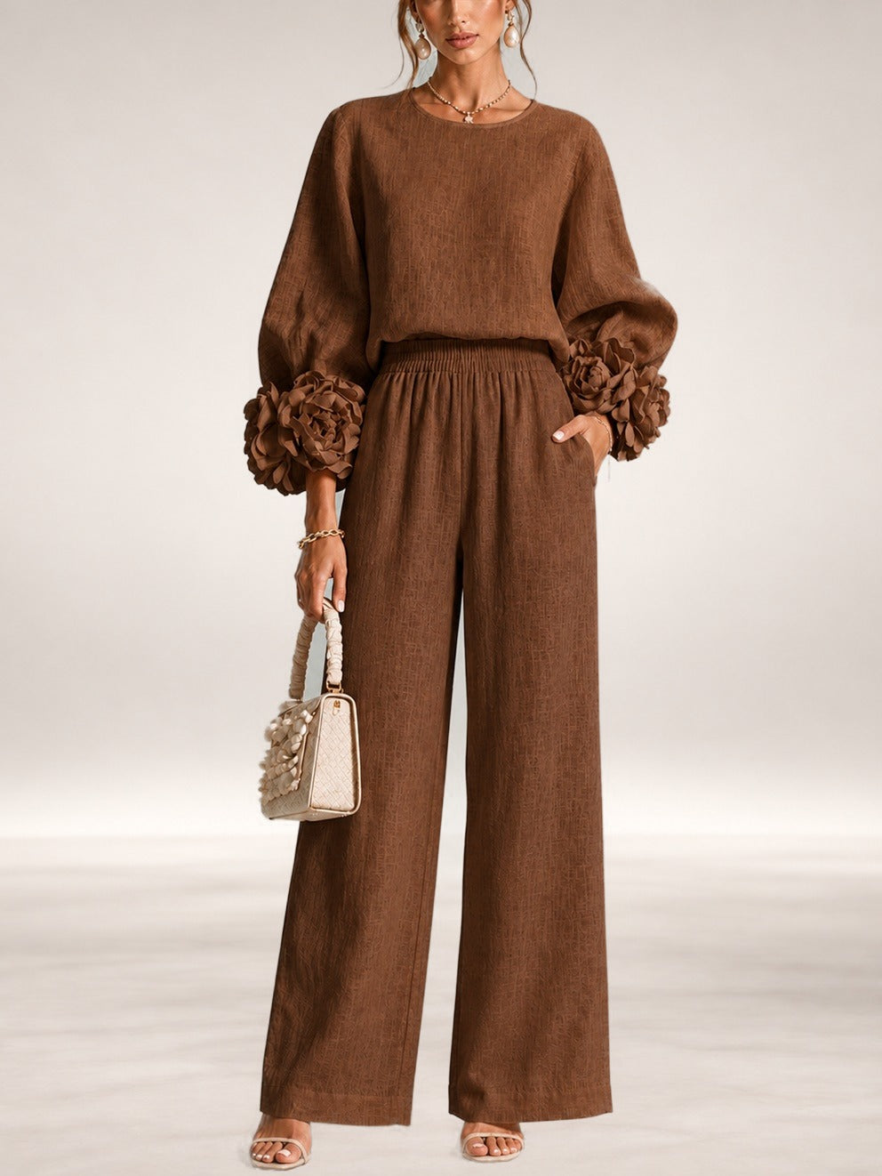 Carys | Floral Cuff Two-Piece Set in Brown