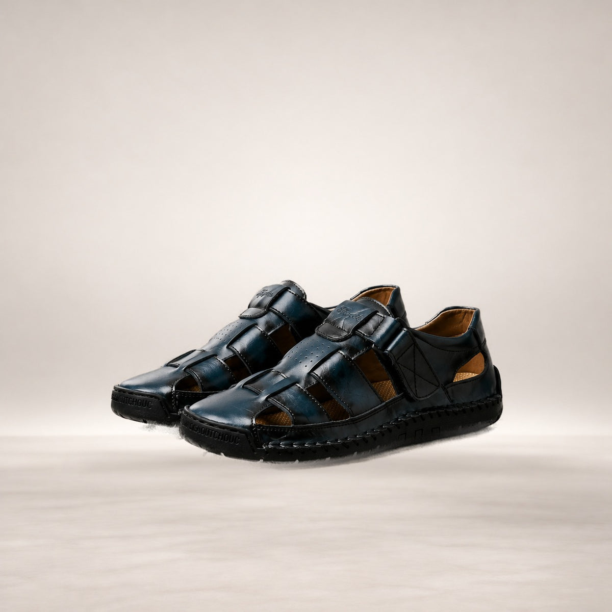 Mikko in Navy Blue