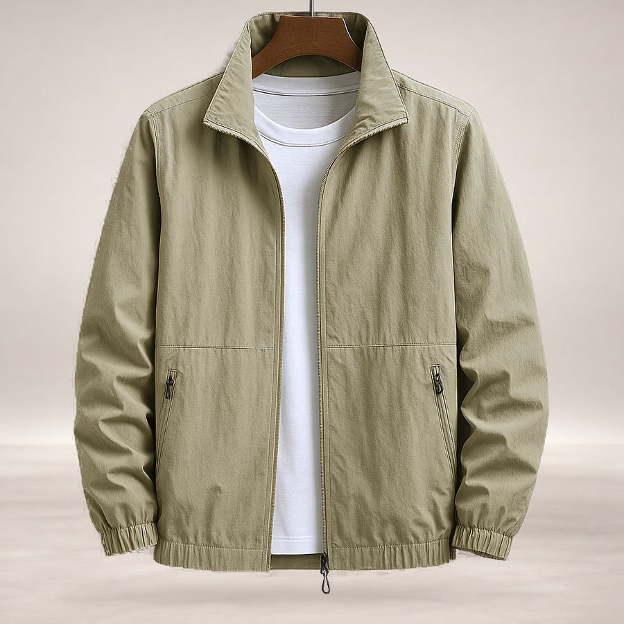 Rainer in Khaki