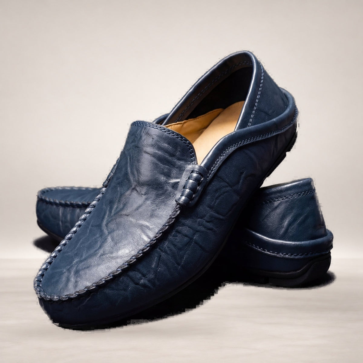 Romeo in Navy Blue