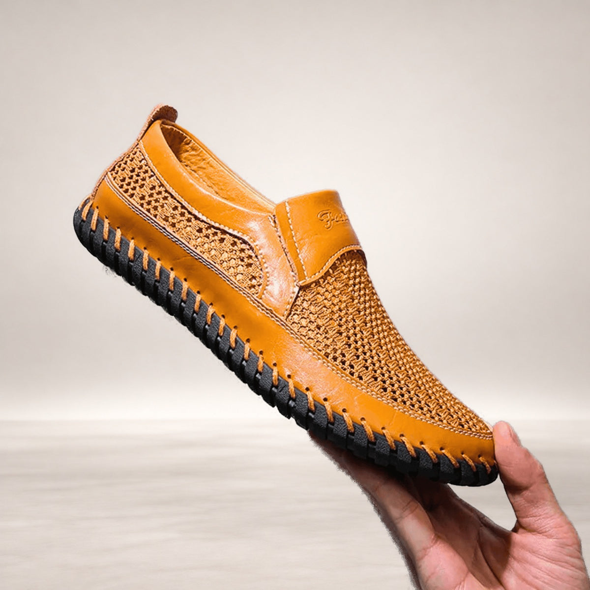 Zanjo in Khaki
